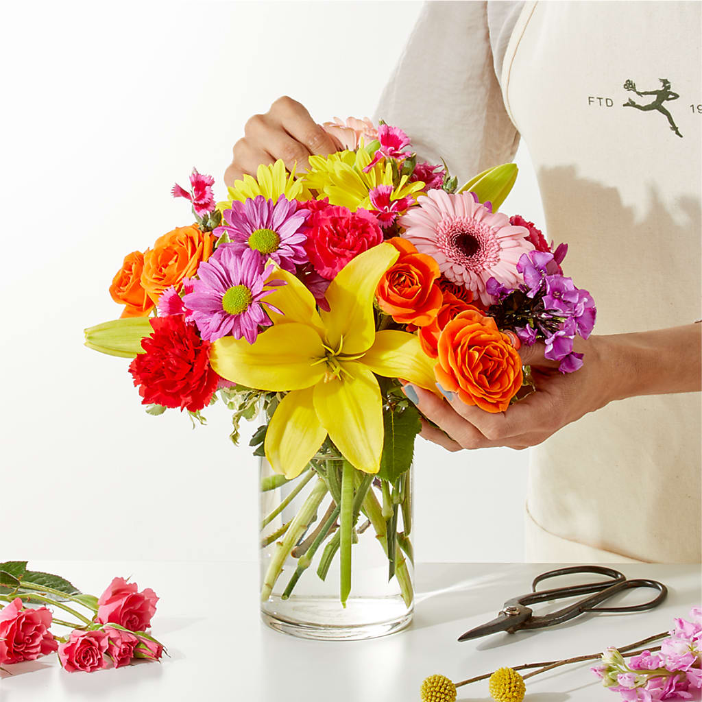 Cue the Confetti - A Florist Original – Fox Run Florist, Pinellas Park FL