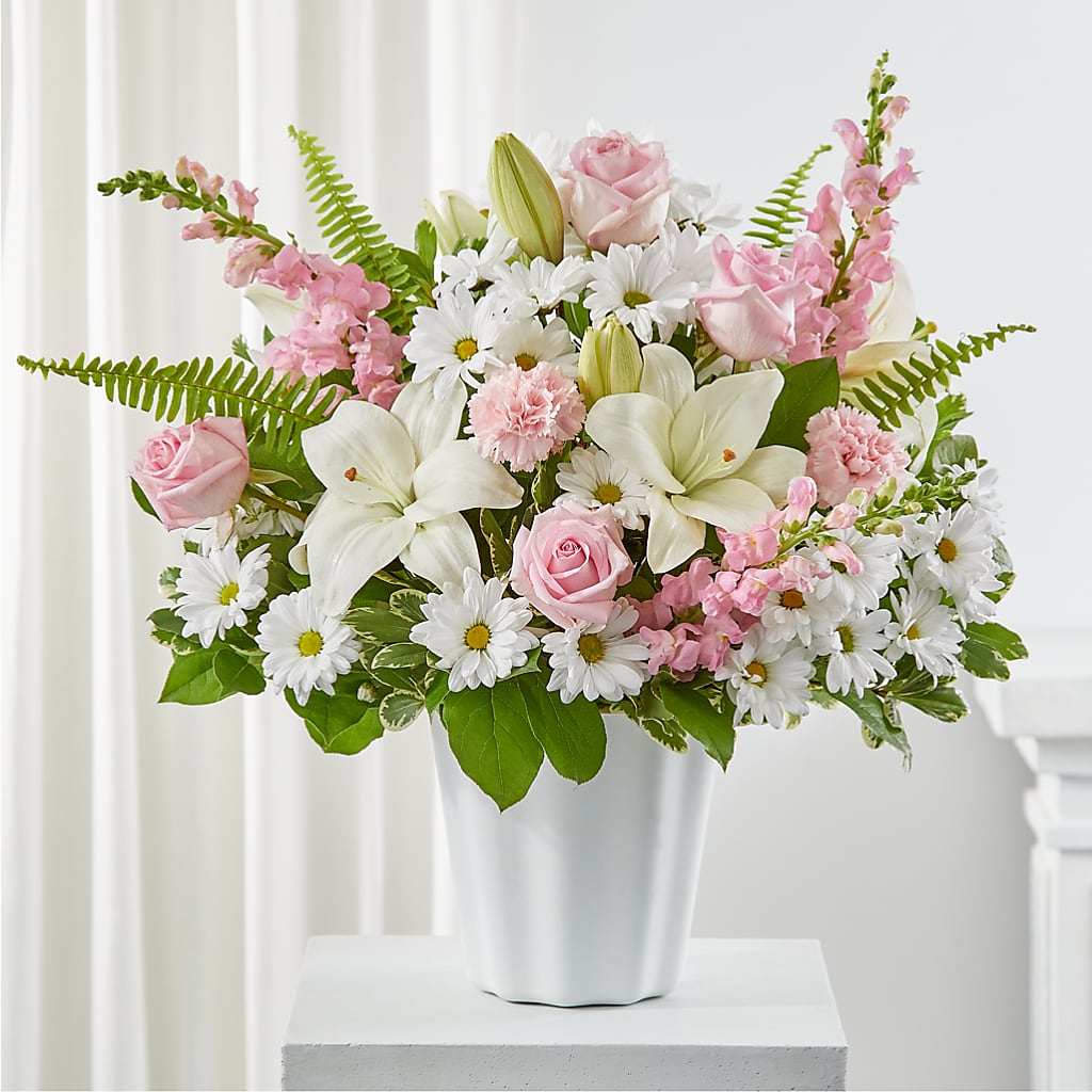 Soft Touch Tabletop Basket – Fox Run Florist, Pinellas Park FL
