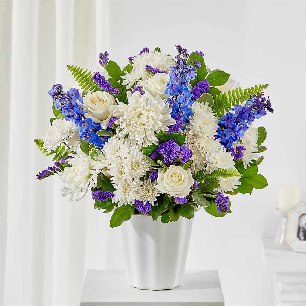 Hold Dear Tabletop Basket – Fox Run Florist, Pinellas Park FL