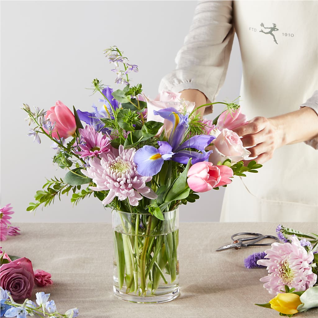 Pastel Tradition - A Florist Original –  Fox Run Florist, Pinellas Park FL