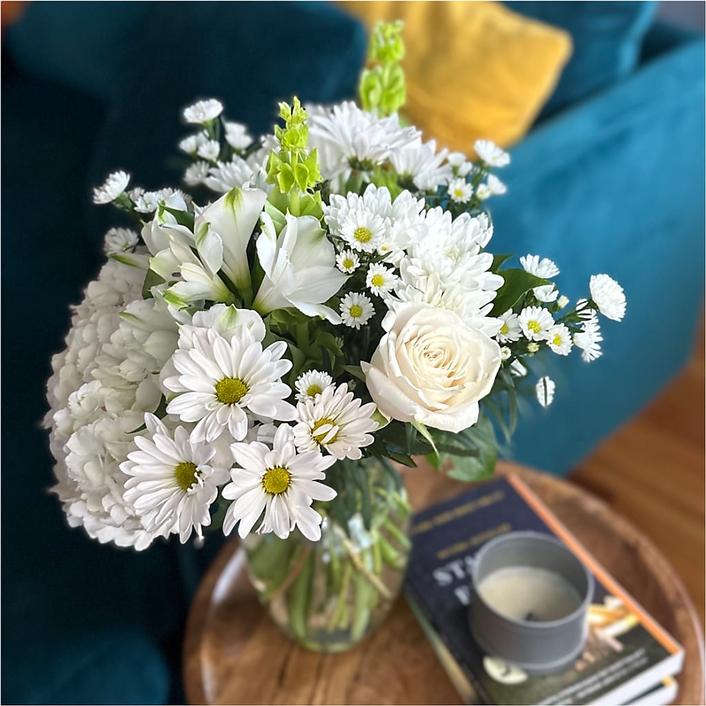 Classic Ivory – A Florist Original –  Fox Run Florist, Pinellas Park FL