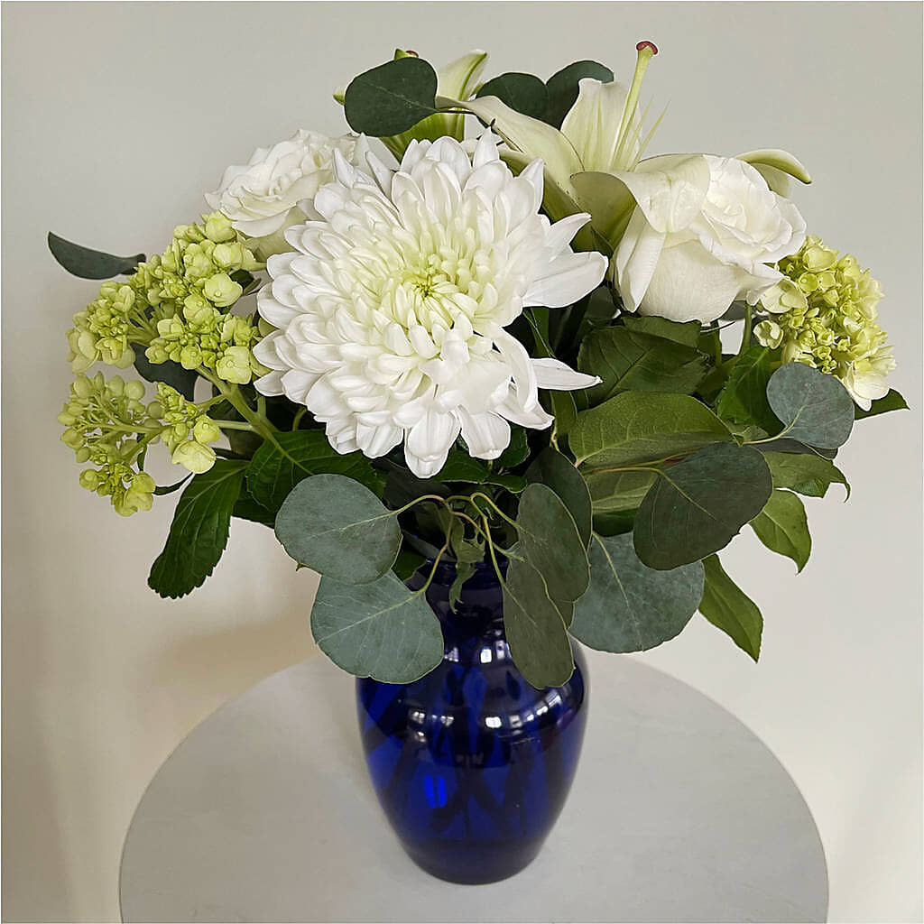 Snowy Dreams Bouquet –  Fox Run Florist, Pinellas Park FL