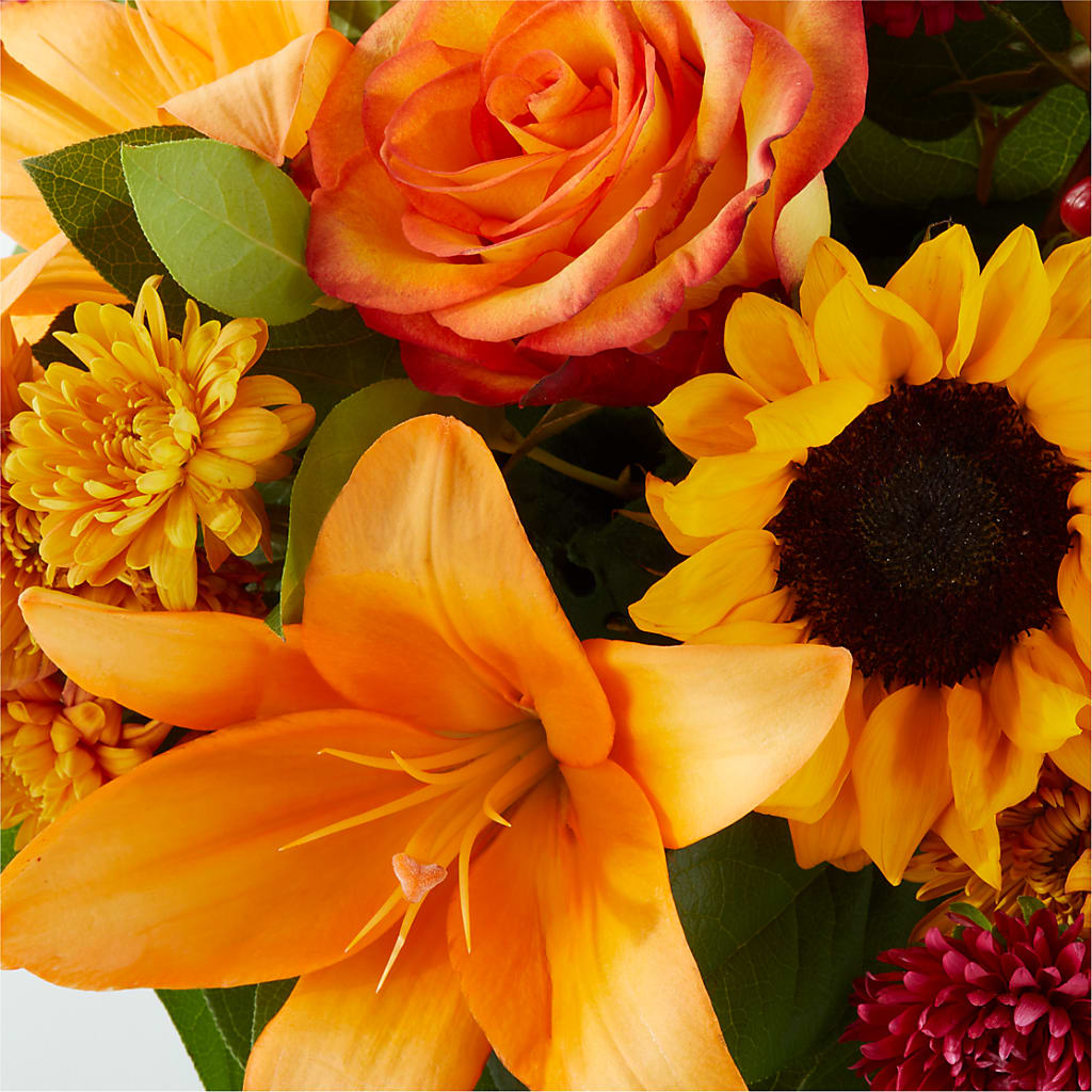 Grateful Centerpiece –  Fox Run Florist, Pinellas Park FL