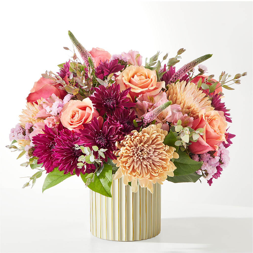 Berry Cobbler Bouquet with Ivory Vase –  Fox Run Florist, Pinellas Park FL