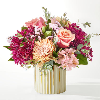 Berry Cobbler Bouquet with Ivory Vase –  Fox Run Florist, Pinellas Park FL